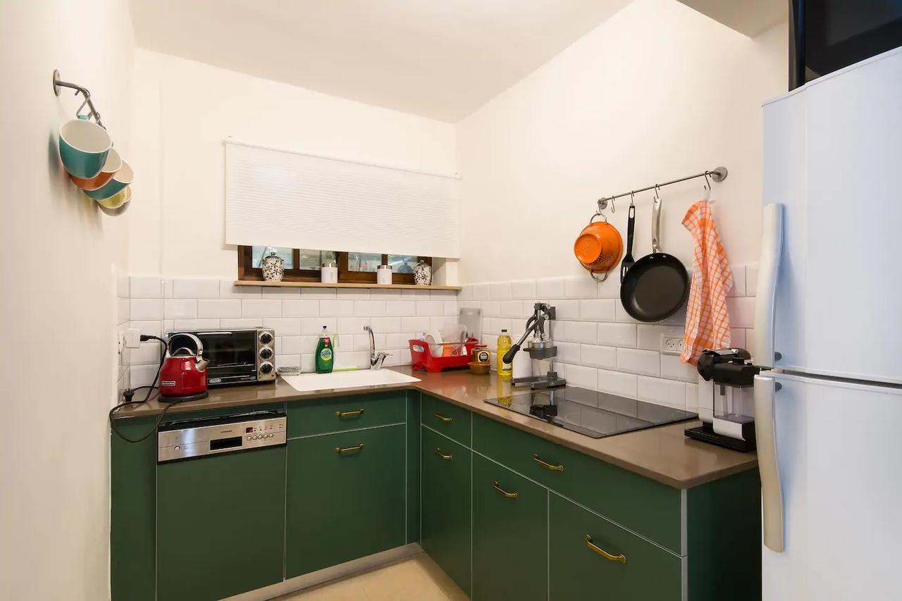 Cozy Apartment In The Carmel Center Haifa Exterior foto